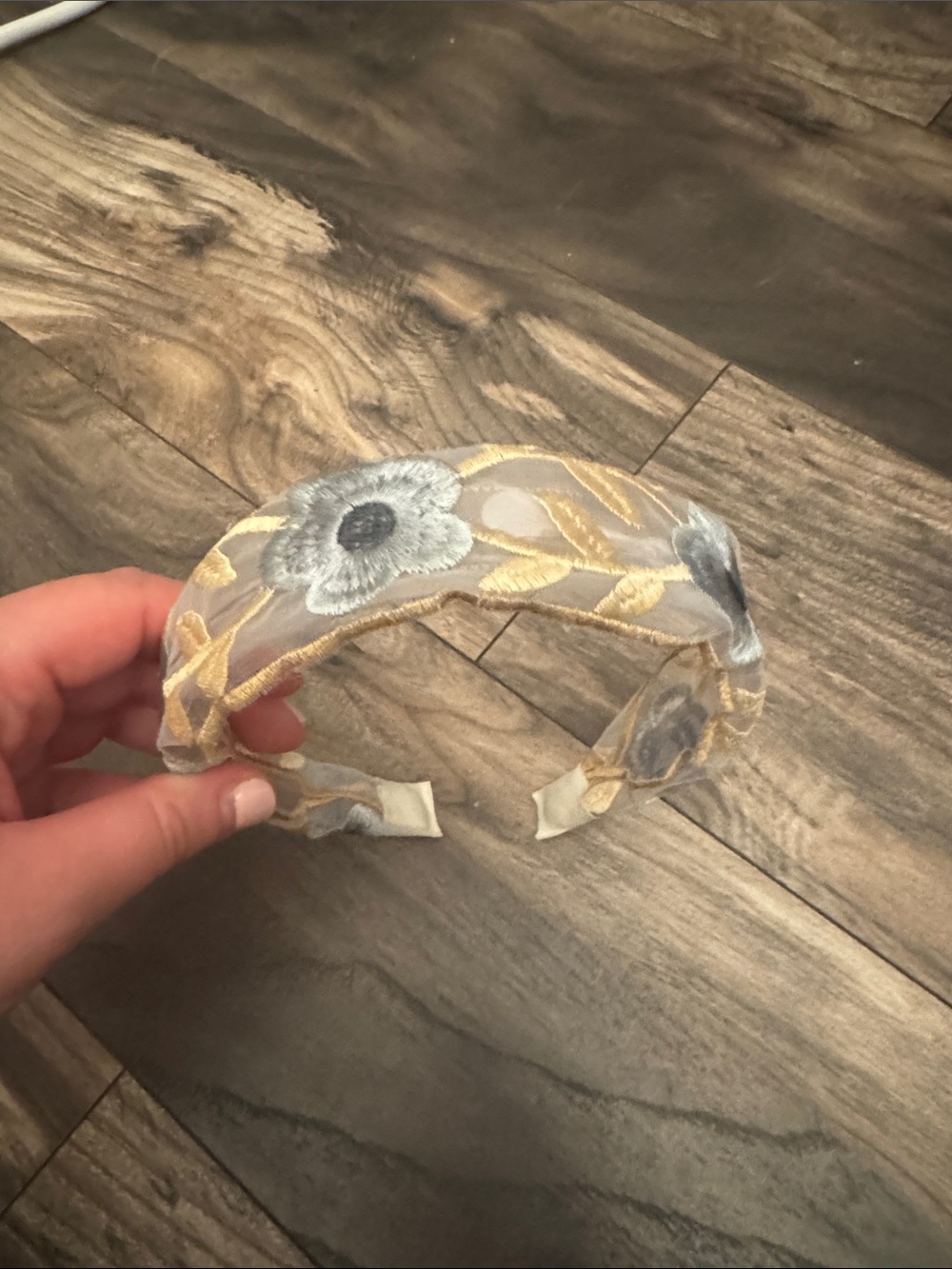 Floral Embroidered Mesh Headband in Light Blue and Gold